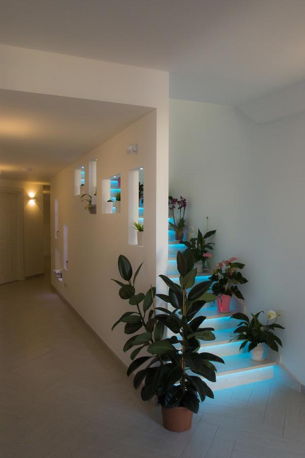 Hotel Maria Golfo Aranci Buitenkant foto