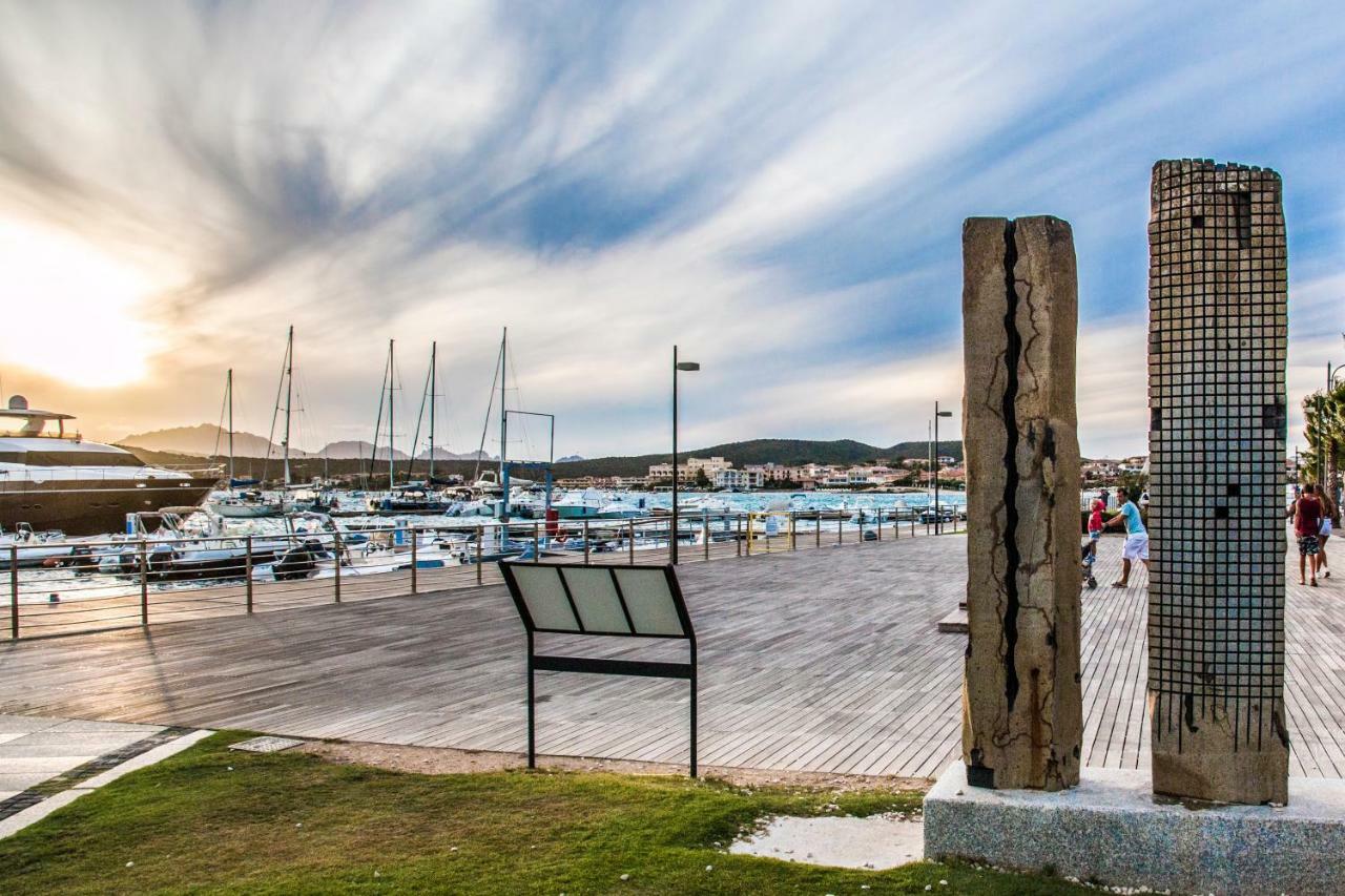 Hotel Maria Golfo Aranci Buitenkant foto